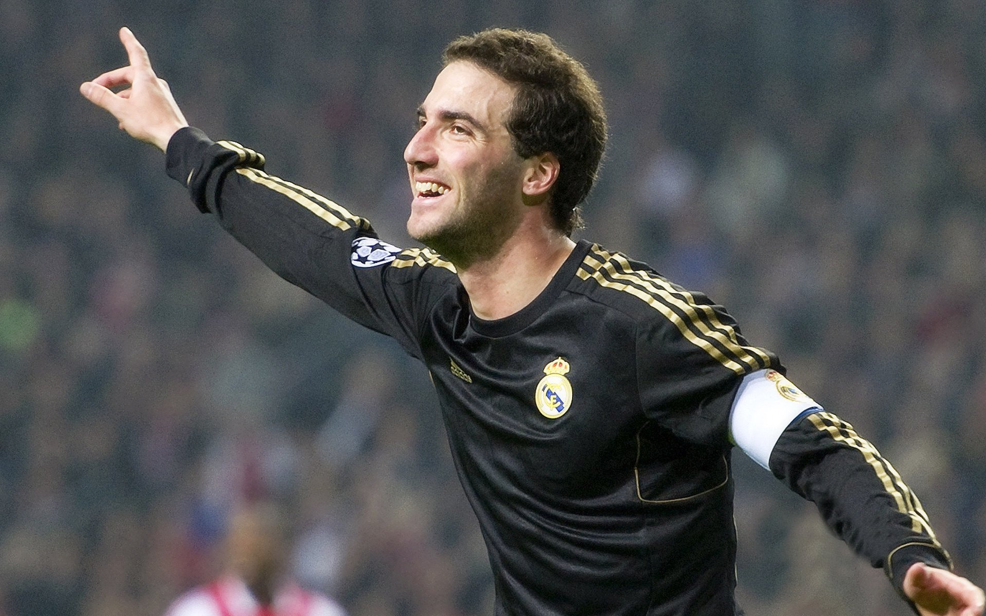 东契奇291110,湖人3连胜升第三!一战评出4大功臣数据不会说谎,东契奇交易到湖人